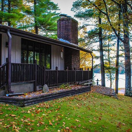 Crazy Loon Lodge Saint Germain Exterior foto